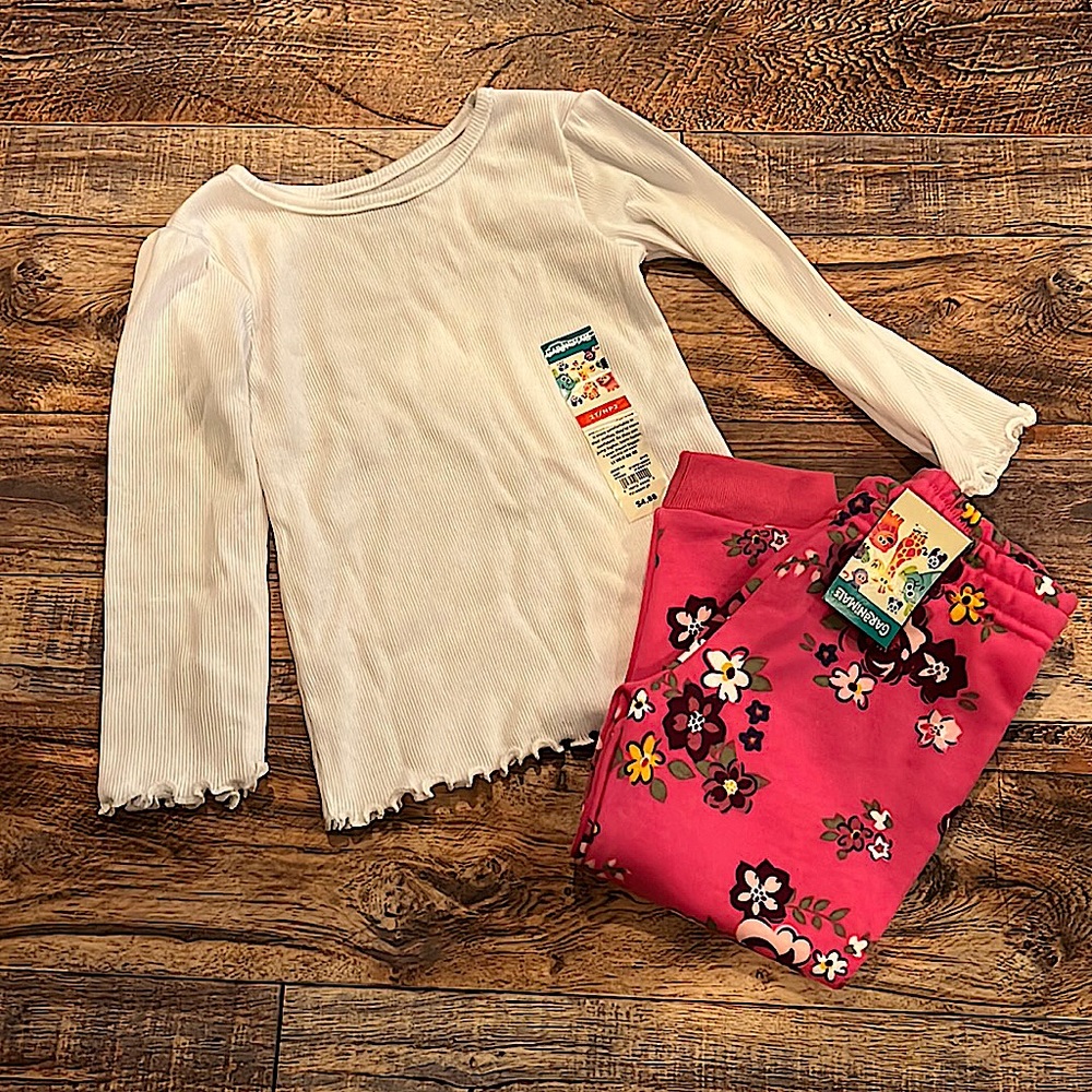 NWT girls outfit 💕